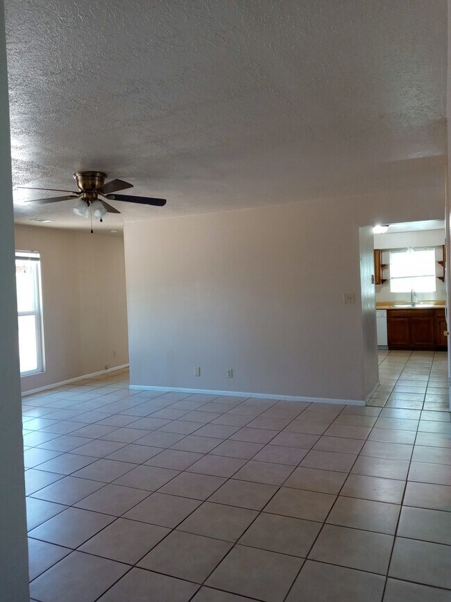 Building Photo - AFFORDABLE!!!