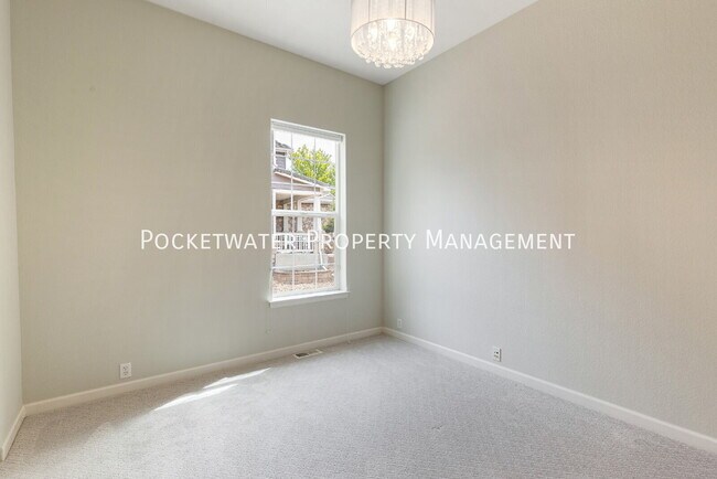 Building Photo - 3533 Parkside Center Dr