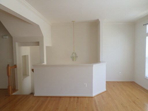 Building Photo - 4712 Hanrahan Pl