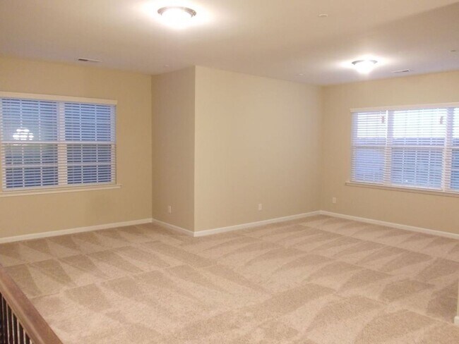 Building Photo - Spacious 4 Bedroom Home in Cox Mill School...