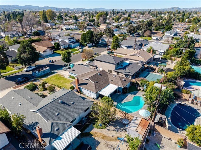 Building Photo - 19833 Blythe St