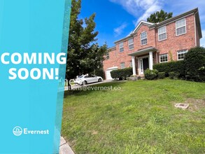 Building Photo - 4-Bed/2.5-Bath/ Home with Attached Garage and Large Yard/Available Soon!