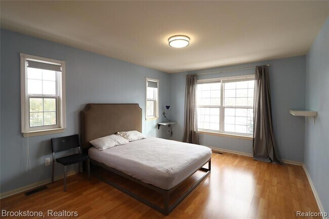 Building Photo - 2096 Cloverly Ln