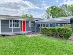 Building Photo - 303 Harlem St