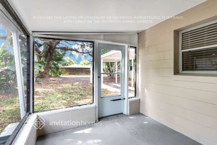 Building Photo - 5226 7th Ave N