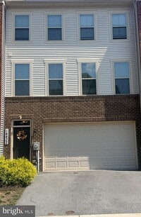 Building Photo - 14432 Hunts Farm Rd