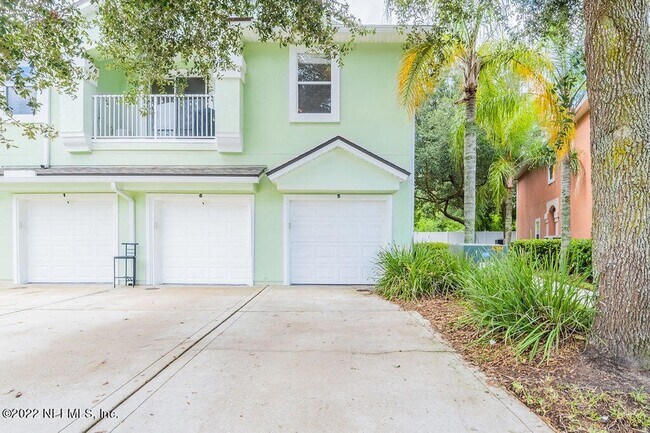 Building Photo - 13808 Herons Landing Way