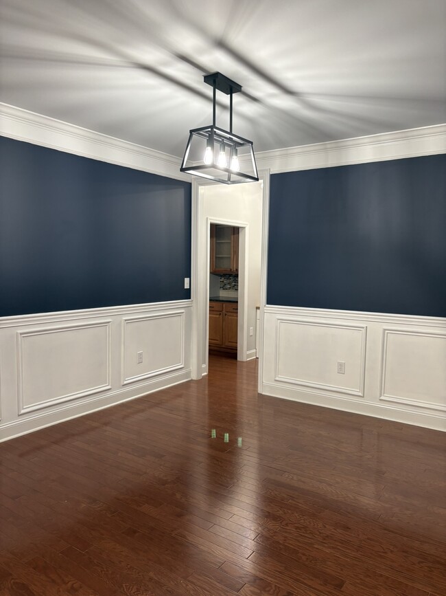 Building Photo - 123 Chelsea Park Row