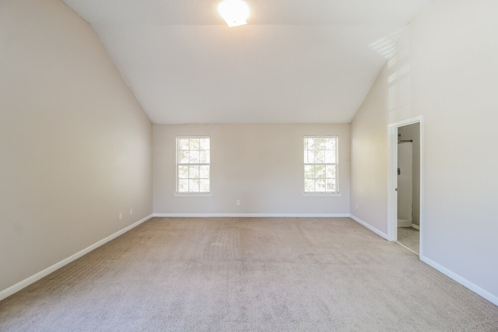 Building Photo - 1972 Bridgestone Cir