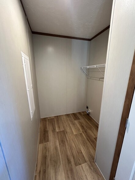 Building Photo - 316 Owens St