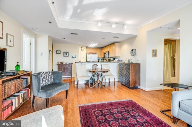 Building Photo - 777 7th St NW