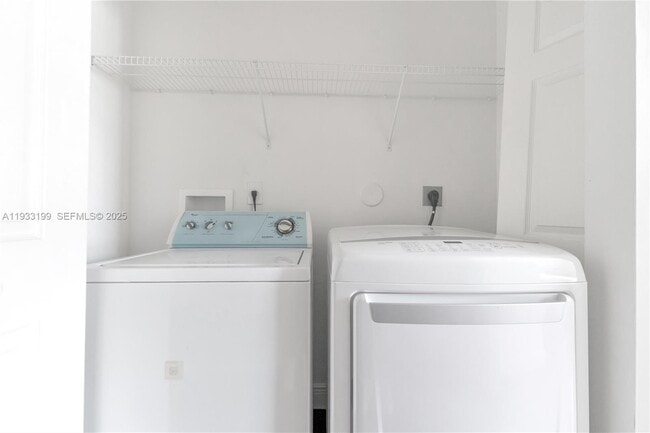 Building Photo - 10934 SW 247th Ter