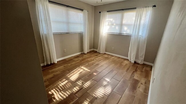 Building Photo - 9612 Valencia Cove