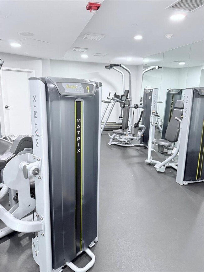 Building Photo - 1250 S Miami Ave