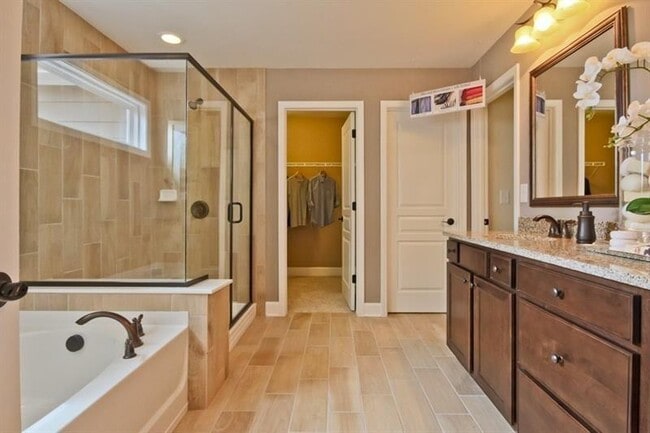 Building Photo - 1316 Calistoga Way