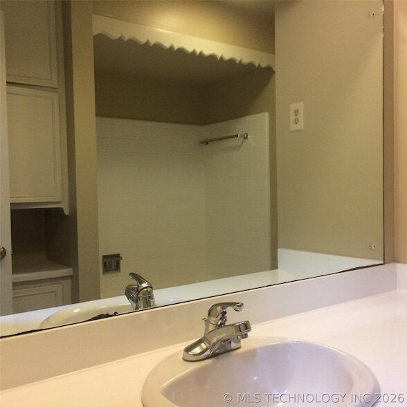 Building Photo - 4912 S Knoxville Pl