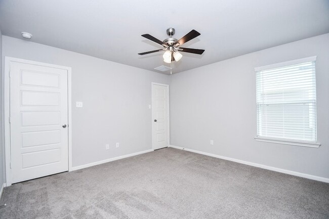 Building Photo - 1417 Sundown Gln Ln