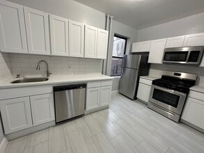 Building Photo - 2685 - Highland Arms Apartments