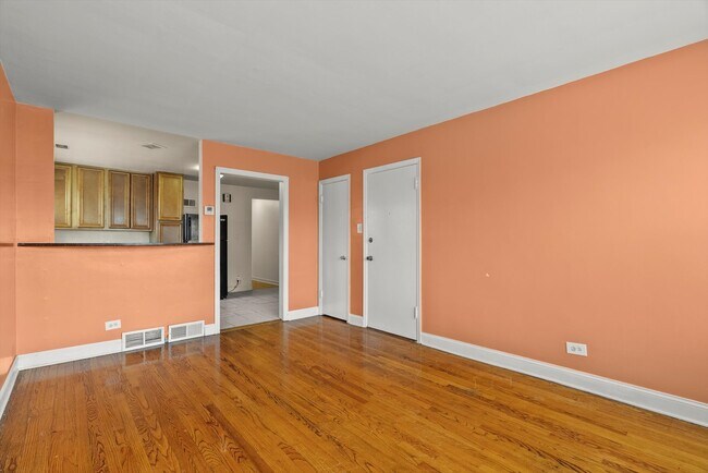 Building Photo - 8143 Knox Ave