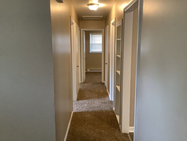 Building Photo - Cozy 3-Bedroom, 1-Bath Home – Great Value!