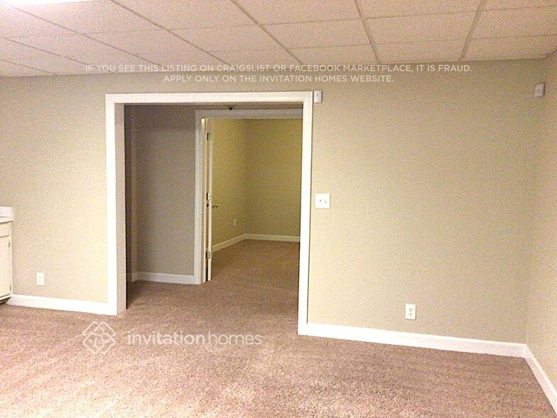 Building Photo - 841 Cramac Dr