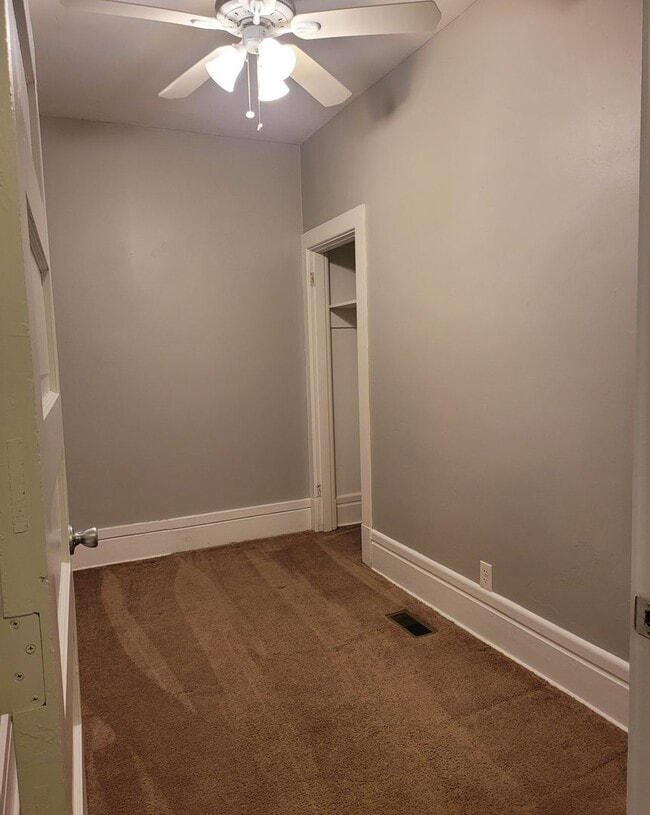 Building Photo - wald42