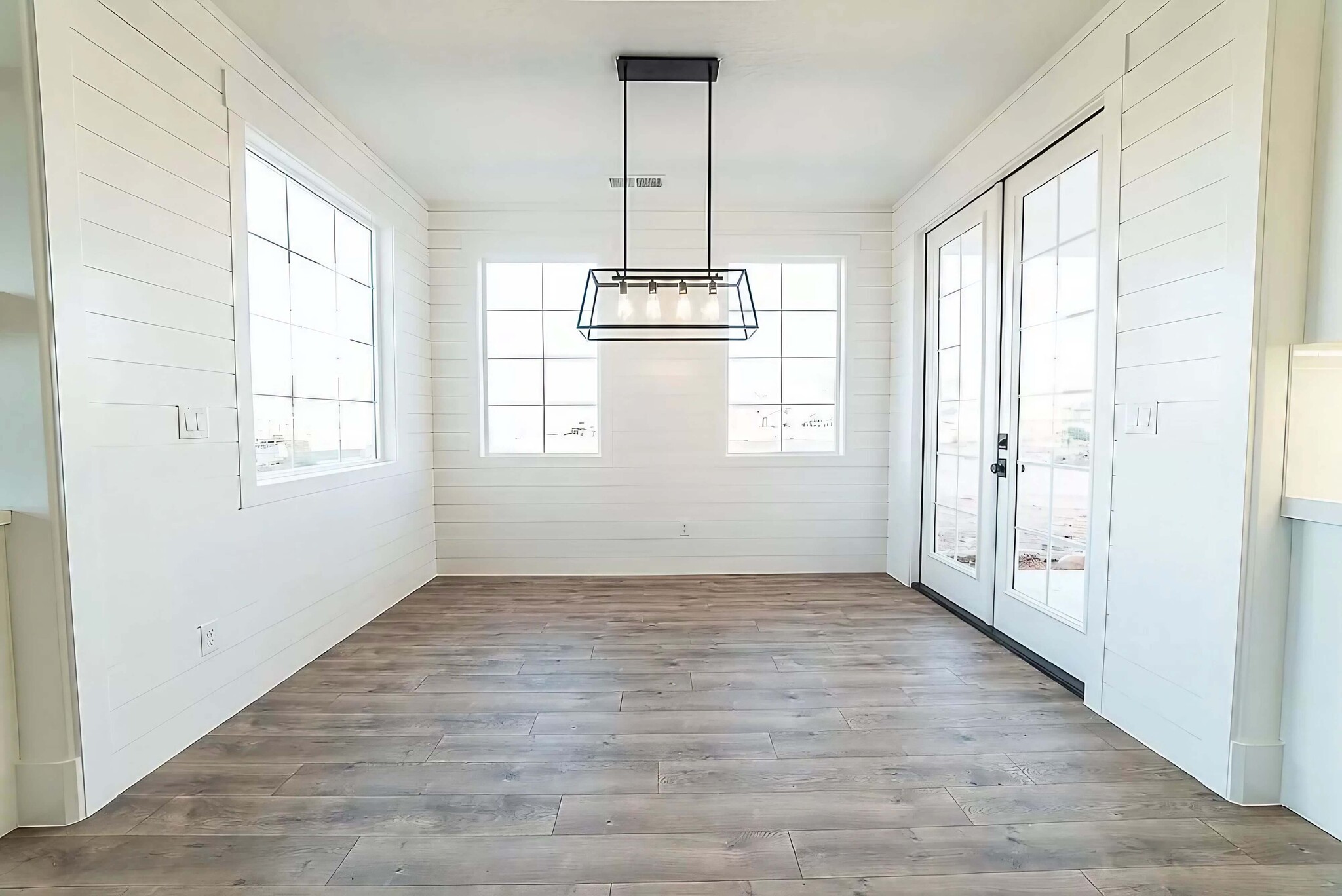 Dining - 3685 W 2510 S