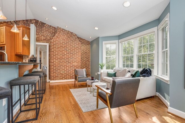 Building Photo - Chevy Chase Home