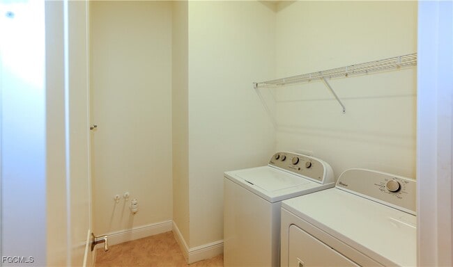 Building Photo - 11823 Timbermarsh Ct