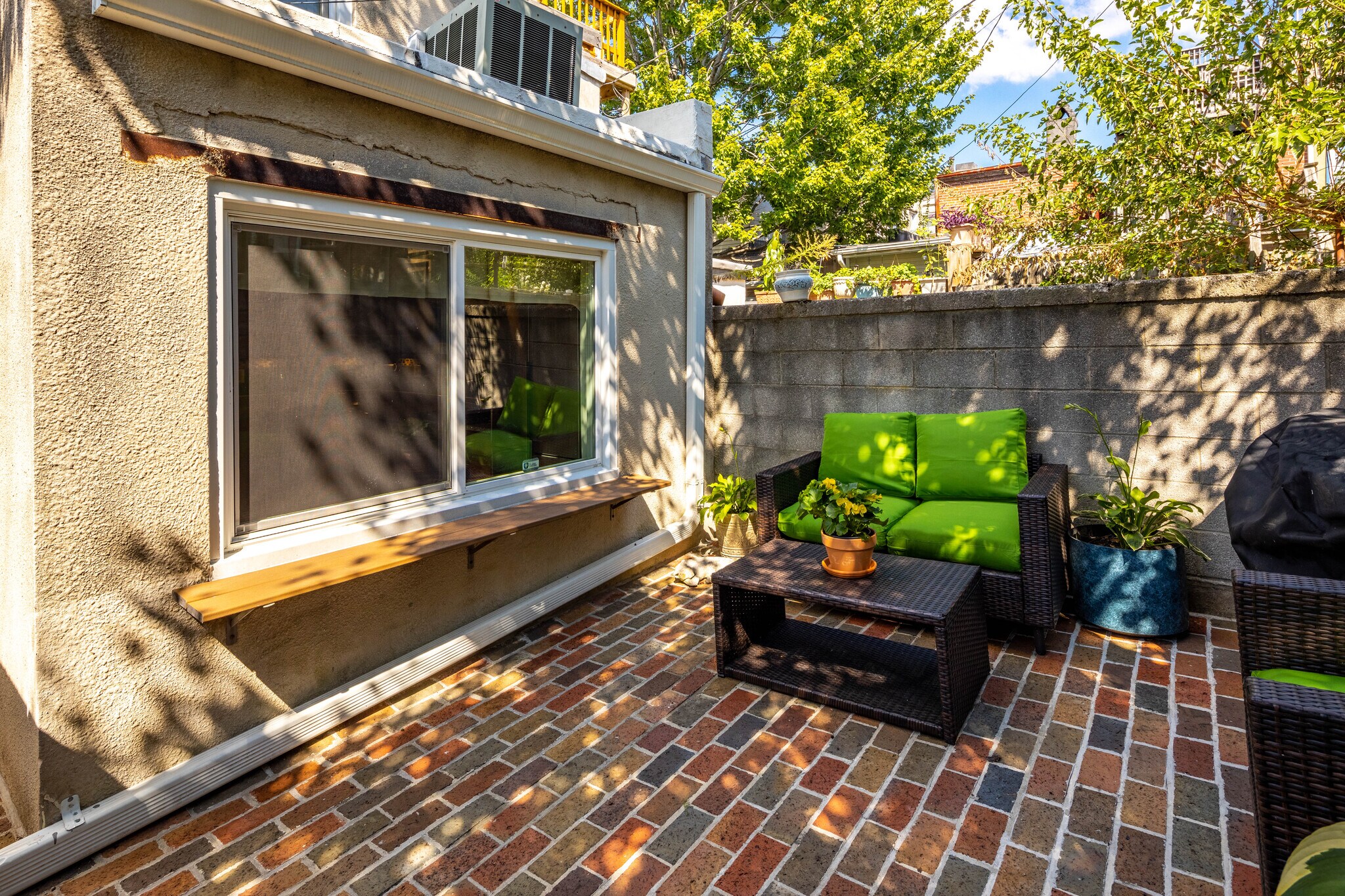 Building Photo - 903 S Potomac St