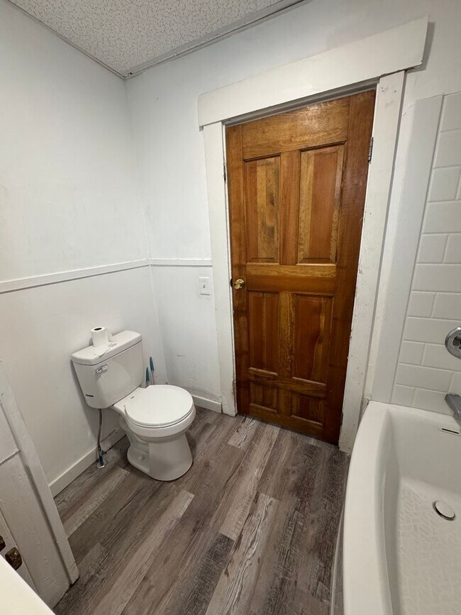 Building Photo - 29 Court St