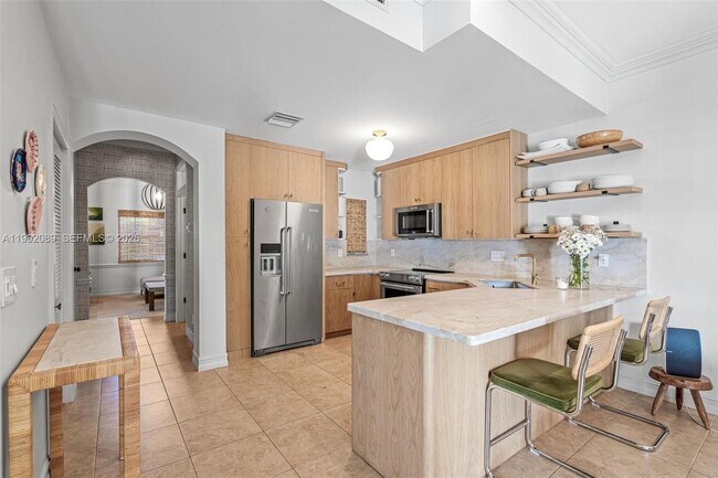 Building Photo - 375 Plymouth Rd