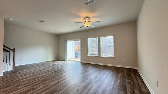 Building Photo - 151 Cedar Ln