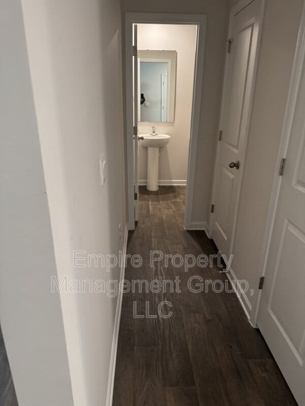 Building Photo - 261 Carrington Dr