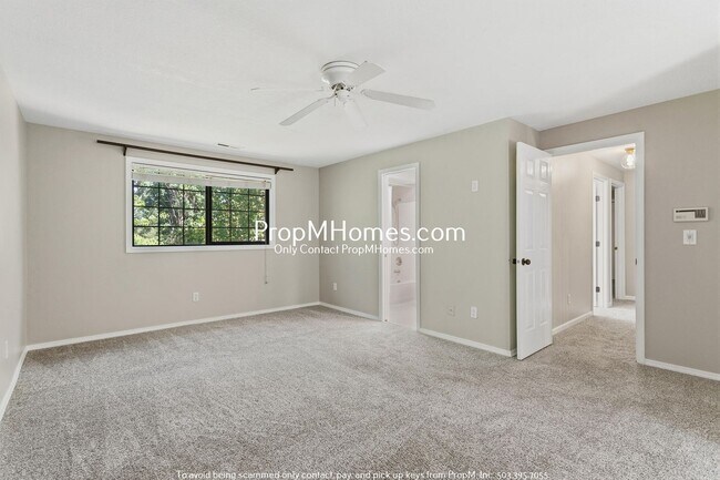 Building Photo - Updated Three Bedroom Home in Tigard!