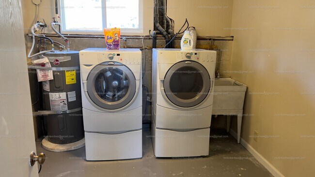 Building Photo - 4234 S 252nd Pl