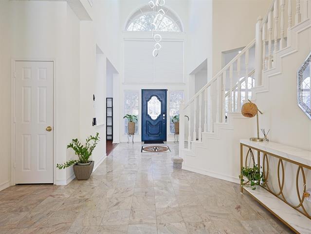 Building Photo - 501 Halifax Ln