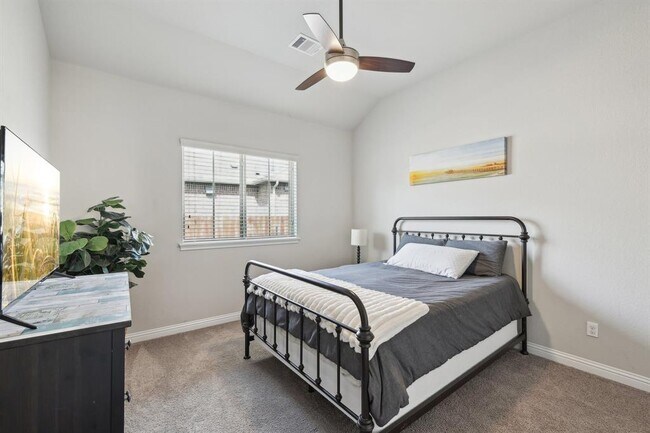 Building Photo - 712 Germander Rd