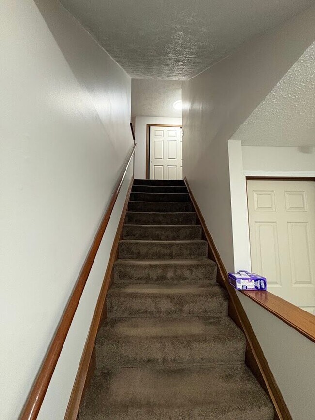 Building Photo - 4646 Castlebar St NW