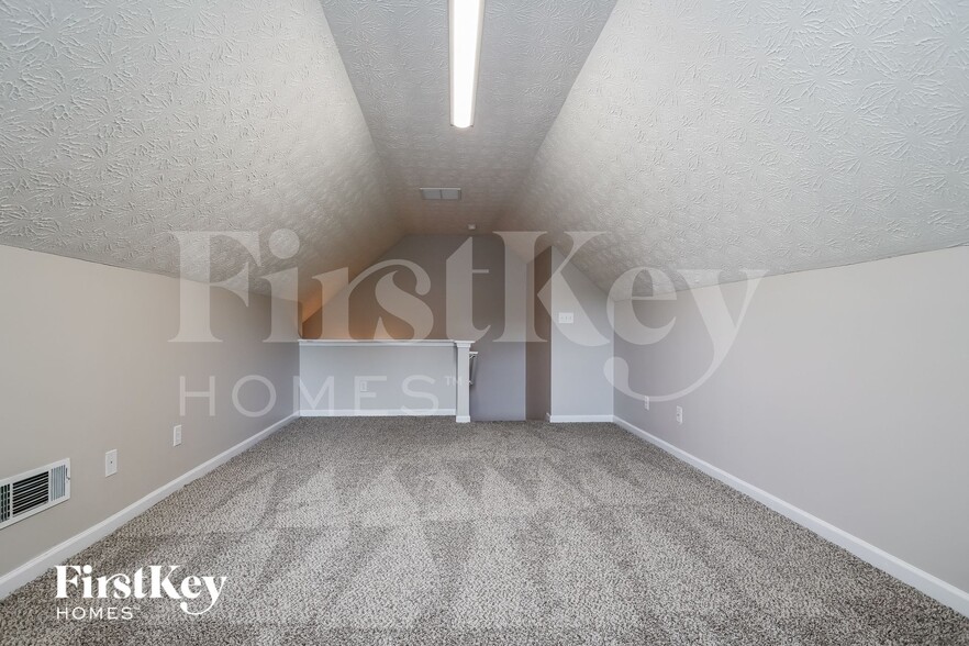 Building Photo - 1405 Dunton Green Way