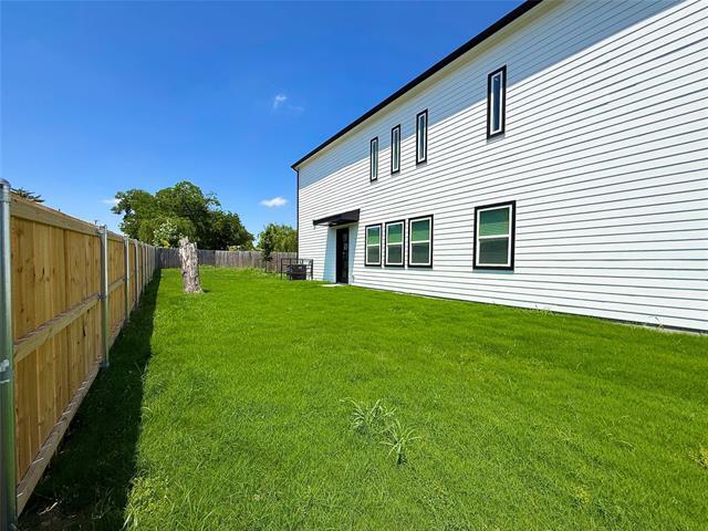 Building Photo - 1505 Fordham Rd