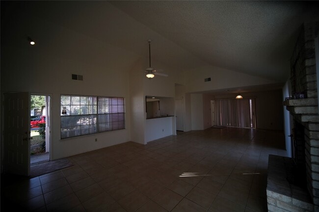 Building Photo - 12051 Spring Grove Dr