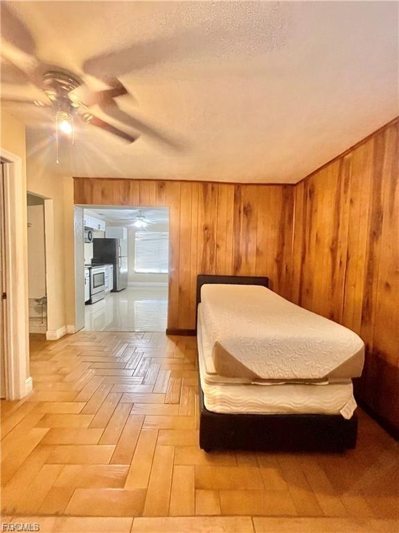 Building Photo - 907 Laredo Ave