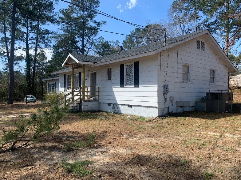 Building Photo - 3519 Evangeline Dr