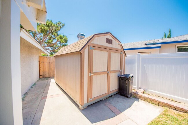 Building Photo - Beautiful 4 Bedroom Home in Garden Grove