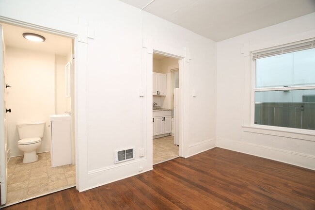Interior Photo - Towne Apartments