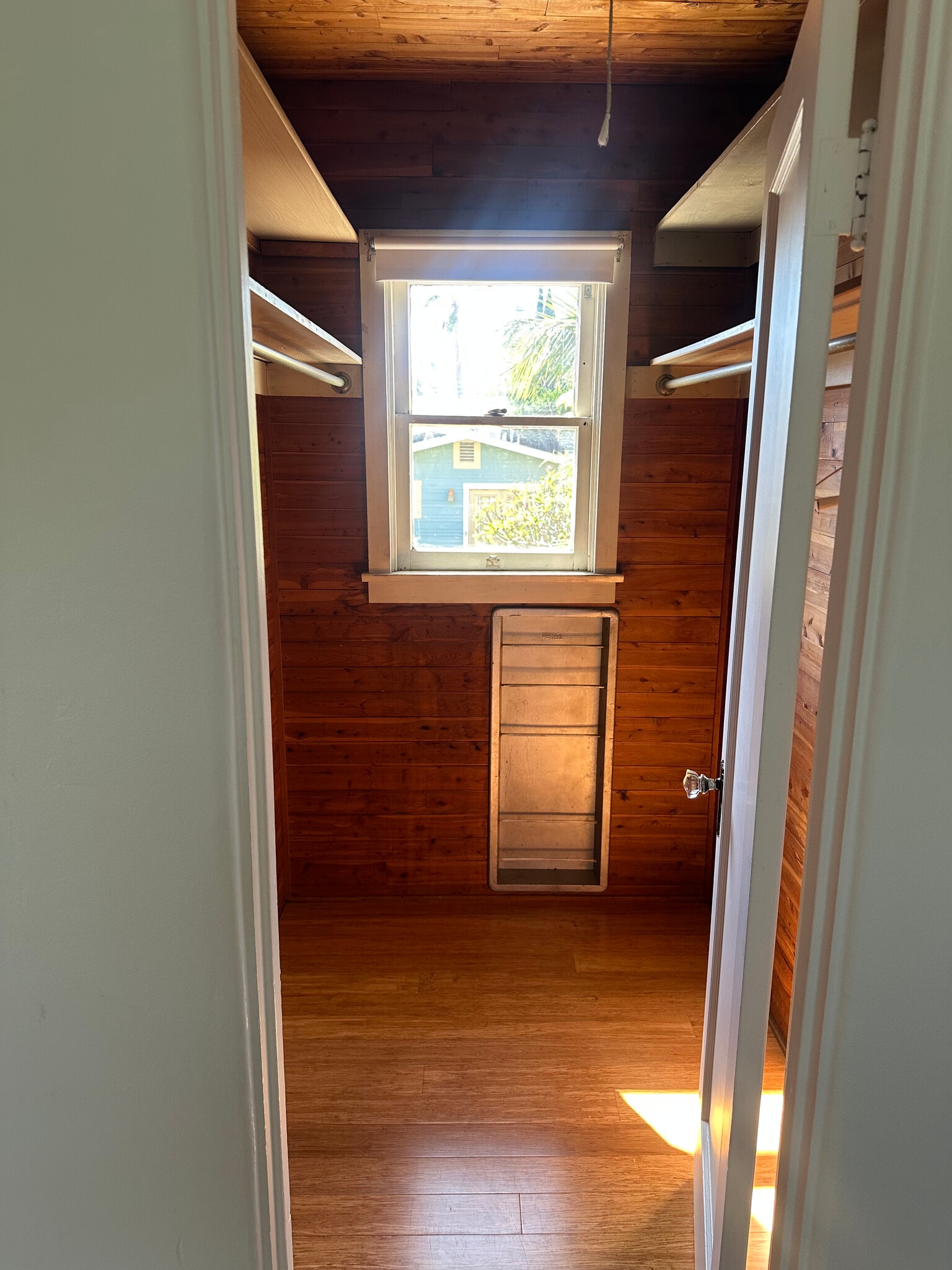 Building Photo - 3358 Dale St