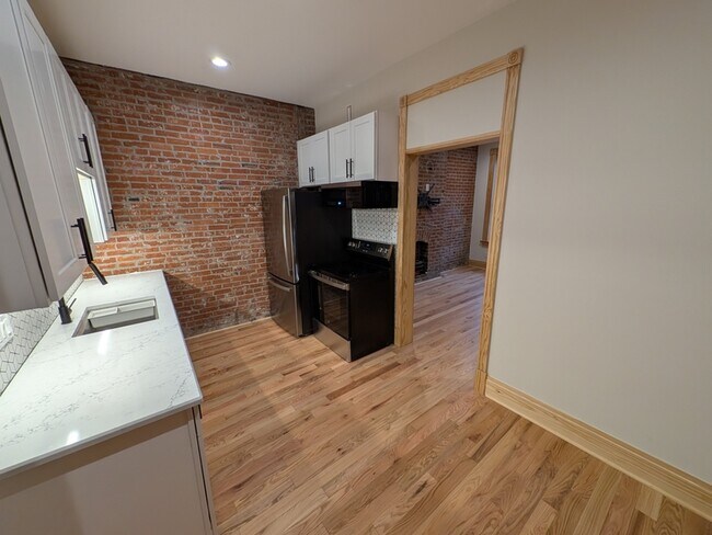 Building Photo - 3233 Morgan Ford Rd