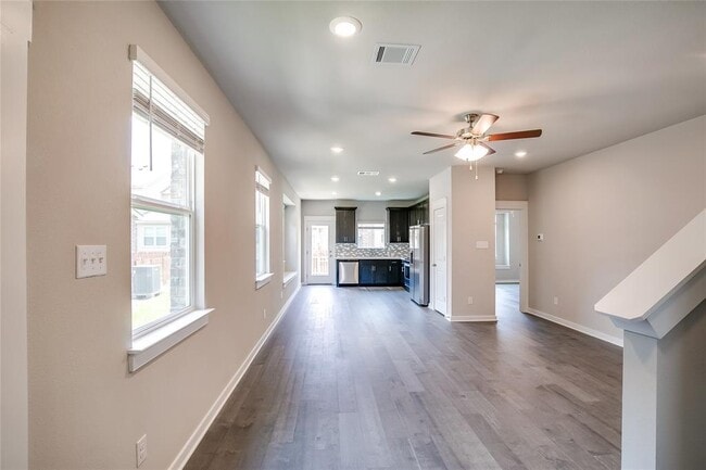 Building Photo - 601 Dusky Sap Ln