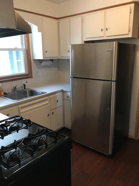 Building Photo - 11 Forrest Dr